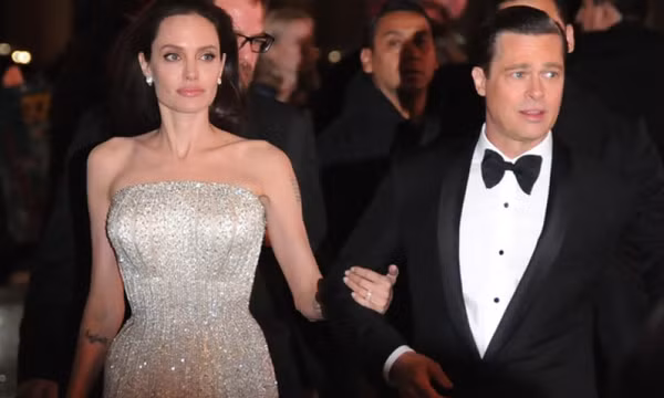 Angelina Jolie chỉ trích Brad Pitt