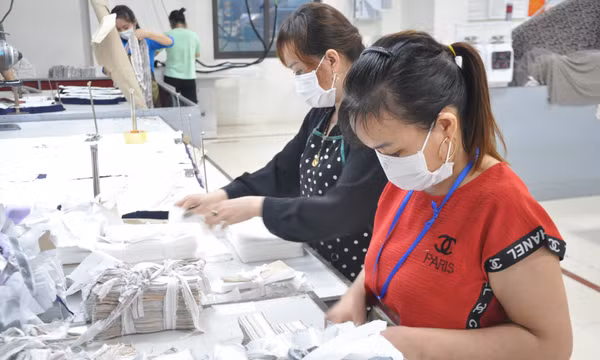 Các yếu tố xác định lương cơ bản trong doanh nghiệp Nhà nước từ 1/7/2024