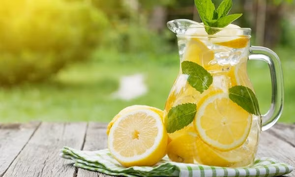 4 loại nước trái cây giải nhiệt trong thời tiết cực nắng nóng dịp Lễ 30/4