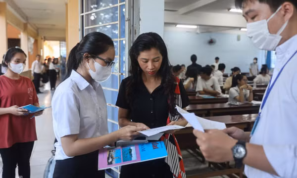 Kỷ lục gần 94.000 thí sinh tranh suất vào đại học sớm