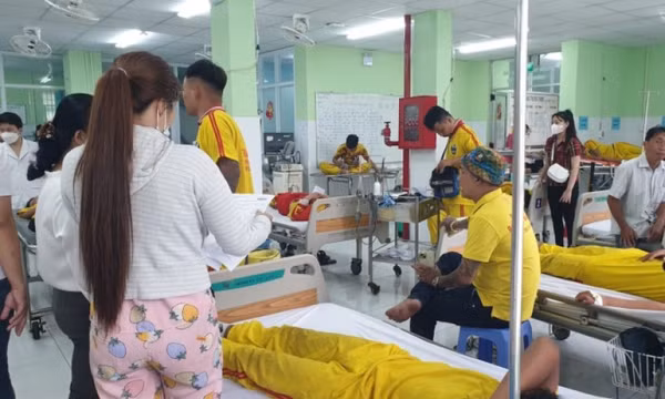 47 người nghi ngộ độc sau ăn bánh mì, bánh bao ở lễ hội