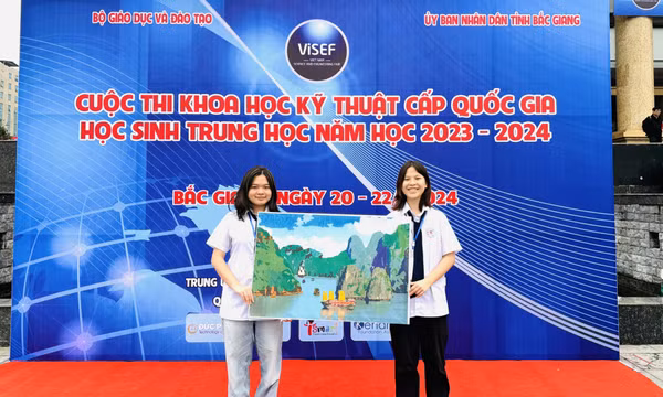 Học sinh THPT Chuyên Hạ Long đoạt giải Nhì Cuộc thi Khoa học, Kỹ thuật cấp quốc gia