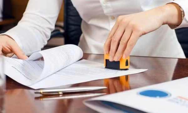 Đề xuất quy định chỉ được công chứng ngoài trụ sở trong 6 trường hợp