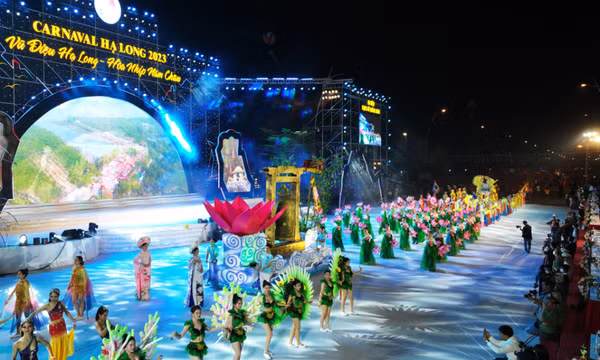 Carnaval Hạ Long - Bừng sáng cùng Kỳ quan