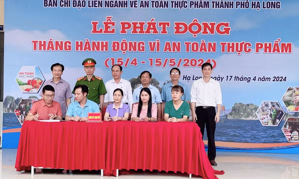 Hạ Long phát động “Tháng hành động vì an toàn thực phẩm” năm 2024
