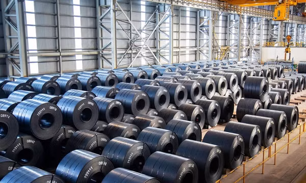 Rà soát tình hình gia tăng nhập khẩu thép cán nóng, bảo vệ ngành thép