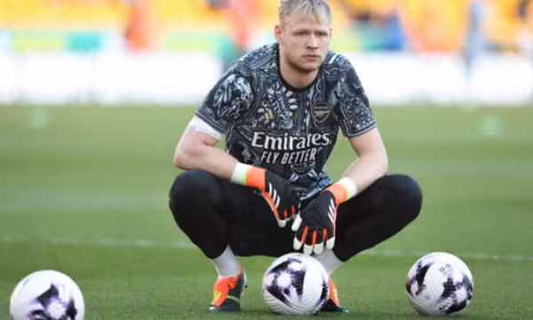 Arsenal hét giá khó tin cho Ramsdale