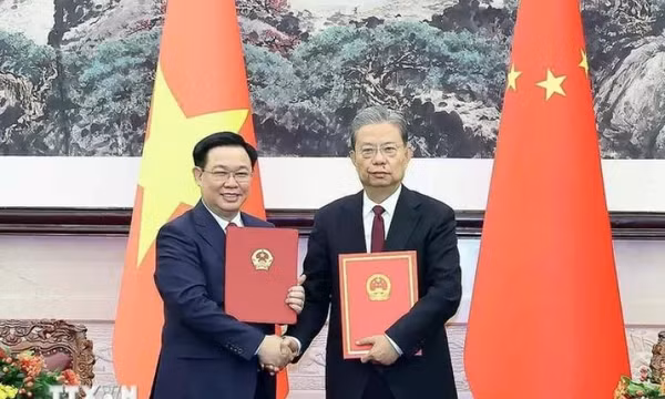 Trung Quốc và Việt Nam "sẵn sàng đi sâu vào hợp tác thực chất"