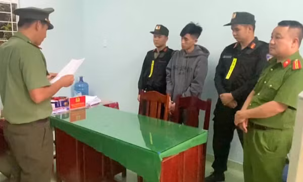Bắt giam nhóm bảo kê, nổ súng giương oai ở Dung Quất