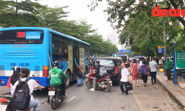 Cả nước xảy ra 8.548 vụ tai nạn giao thông, 1.555 vụ cháy trong bốn tháng đầu năm 2024