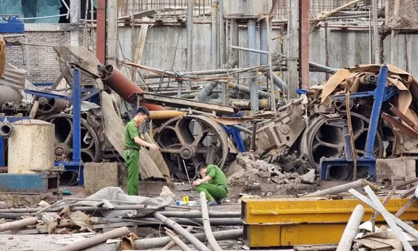Bắc Ninh: Nổ lớn ở nhà máy giấy, 3 người thương vong