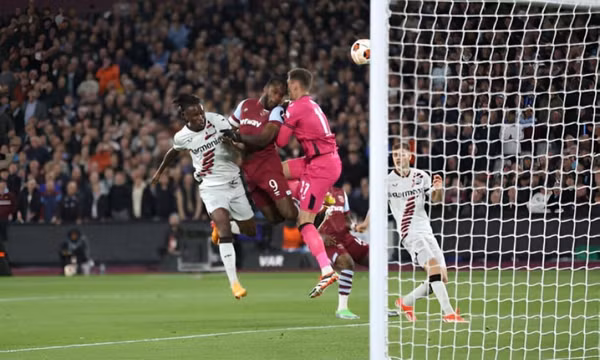 Nối dài mạch bất bại, Leverkusen thẳng tiến vào bán kết Europa League