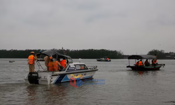 Tiếp tục nỗ lực tìm kiếm người mất tích do lật thuyền trên sông Chanh