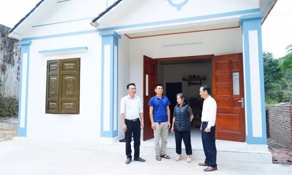 Hỗ trợ, giúp đỡ cải thiện chất lượng nhà ở cho hộ nghèo, hộ cận nghèo