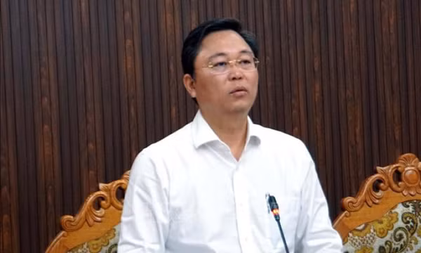 Miễn nhiệm chức vụ Chủ tịch, Phó Chủ tịch UBND tỉnh Quảng Nam