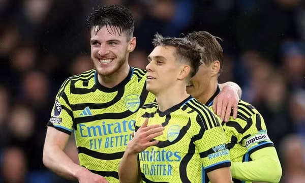 Kai Havertz tỏa sáng, Arsenal lên đỉnh Ngoại Hạng Anh