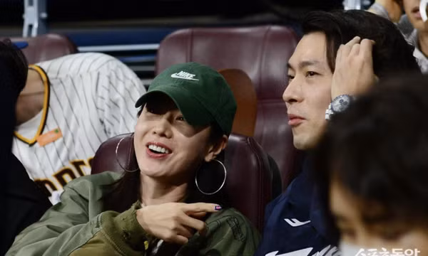 2 năm hôn nhân ngọt như đường phèn của Son Ye Jin và Hyun Bin