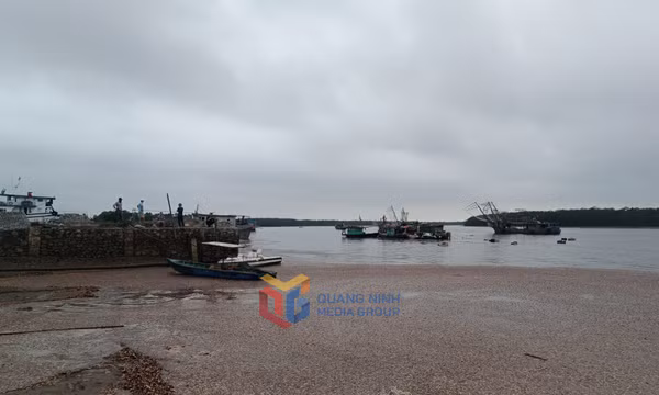 Thông tin ban đầu về vụ lật thuyền tại TX Quảng Yên