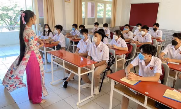 Bổ nhiệm chức danh nghề nghiệp thông qua thi hoặc xét thăng hạng