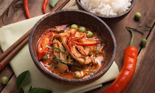 Ăn cay có thật sự gây loét dạ dày?