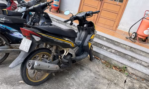 Truy bắt hai tên cướp “nhí” giật tài sản phụ nữ đi đường