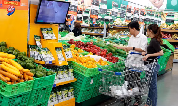 Doanh nghiệp xoay xở trì hoãn tăng giá