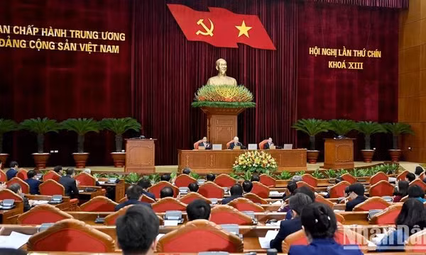 Ban Chấp hành Trung ương Đảng bầu bổ sung 4 Ủy viên Bộ Chính trị khóa XIII