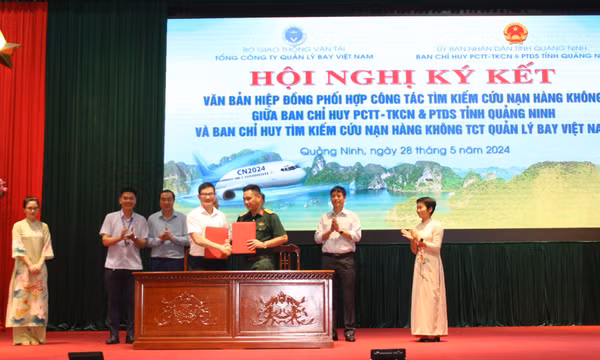 Ký kết văn bản hiệp đồng phối hợp công tác tìm kiếm cứu nạn hàng không