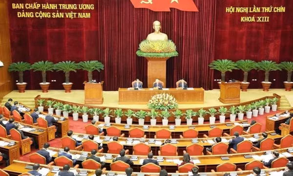 Ngày làm việc thứ nhất Hội nghị Trung ương 9 khóa XIII