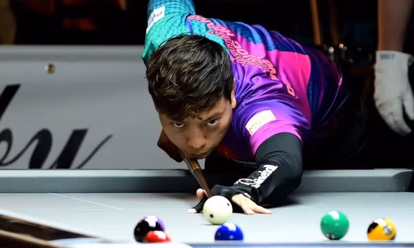Cơ thủ Quốc Hoàng dừng bước ở UK Open