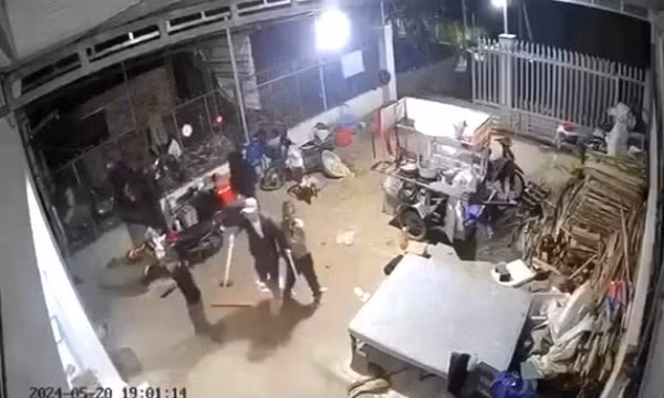 Hỗn chiến bằng dao tự chế ở Đồng Nai khiến 2 người tử vong, 3 người bị thương