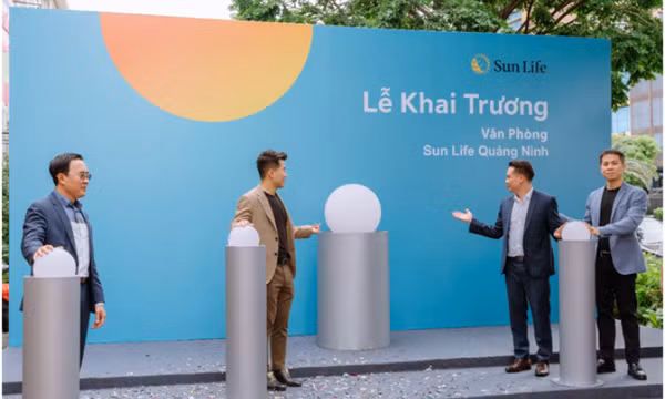 Sun Life Việt Nam khai trương mô hình văn phòng trải nghiệm mới tại Quảng Ninh