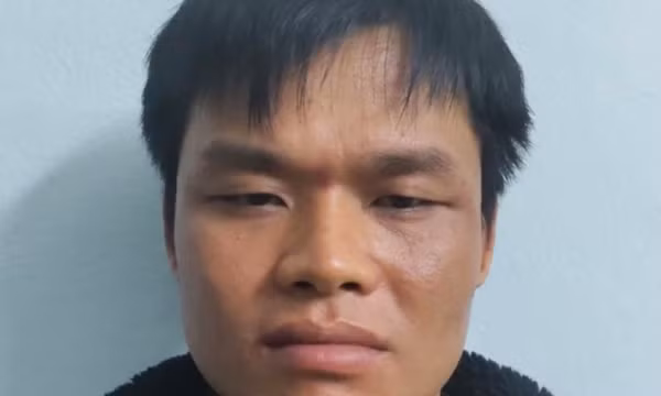 Mới ra tù, gã trai lái xe máy tông 'tình địch' tử vong