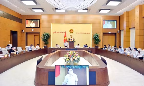 Ủy ban Thường vụ Quốc hội cho ý kiến chủ trương đầu tư Chương trình mục tiêu quốc gia về phát triển văn hóa