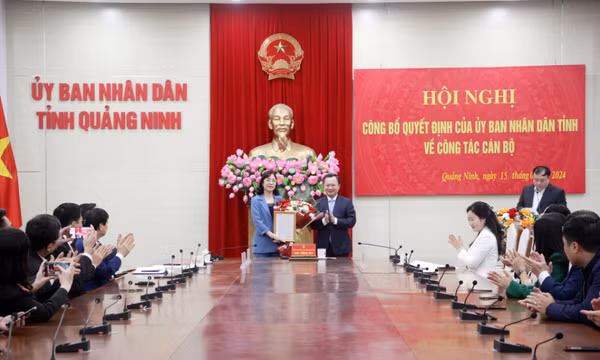 Phát triển đội ngũ cán bộ nữ ngang tầm nhiệm vụ