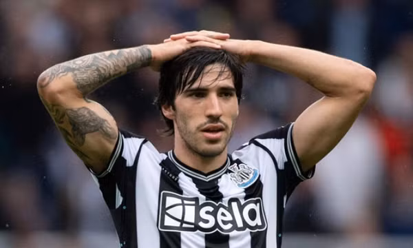 Sandro Tonali bị cấm thi đấu thêm 2 tháng