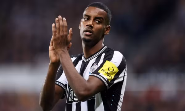 Newcastle chốt giá bán đứt Isak cho Arsenal, đắt kỷ lục