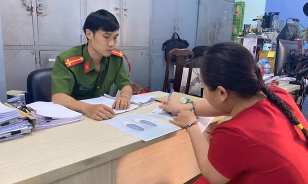 Công an TPHCM tìm nạn nhân bị cướp sau khi uống nước pha thuốc an thần