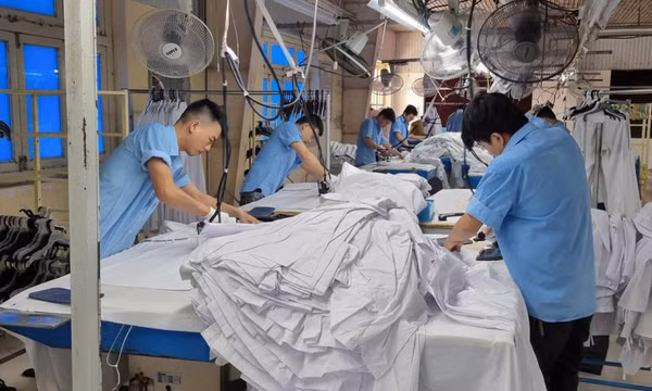 Khi nào điều chỉnh tăng lương tối thiểu vùng năm 2024?