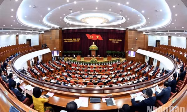 Trung ương thảo luận đề án tổng kết thi hành điều lệ Đảng