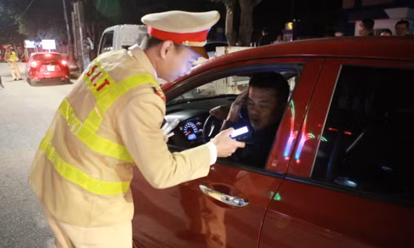Gần 200 hành vi có thể bị trừ điểm giấy phép lái xe