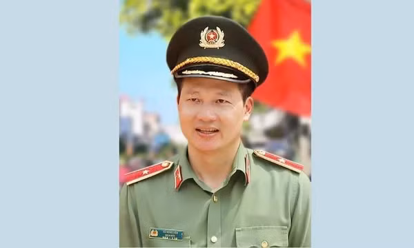 Thiếu tướng Vũ Hồng Văn giữ chức Phó Chủ nhiệm Ủy ban Kiểm tra Trung ương