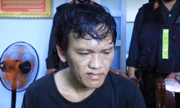 Bắt 'Quý đen' chuyên thu tiền bảo kê các chủ ghe đánh bắt cá trên sông Thị Vải