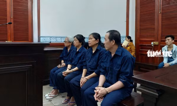 Trụ trì chùa bị người làm công quả lẻn vô phòng ăn cắp cả tỉ đồng