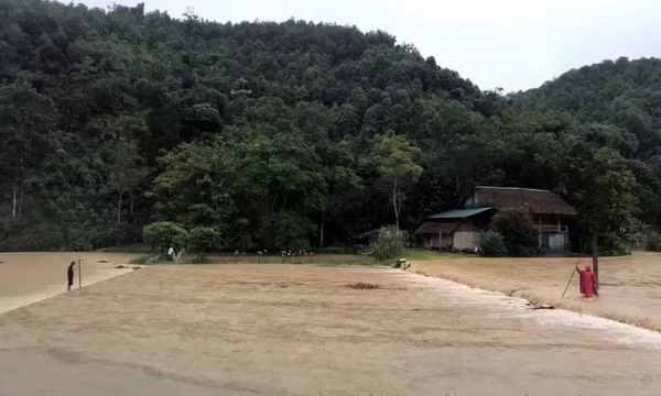 Khu vực Bắc Bộ có mưa to và dông, đề phòng nguy cơ sạt lở và lũ quét