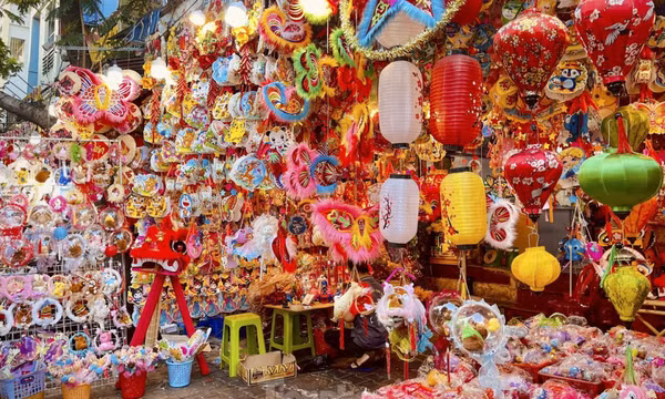 'Thủ phủ' lồng đèn ở TPHCM rực rỡ sắc màu trước thềm Trung thu