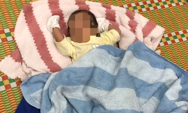 Cháu bé bị bỏ rơi cùng lá thư nhờ nhà chùa nuôi giúp