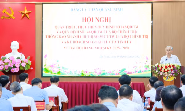 Đảng ủy Than Quảng Ninh quán triệt, thông báo các Quy định, Chỉ thị của Bộ Chính trị