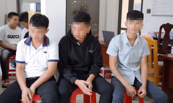 Va chạm xe máy, nhóm thanh niên hẹn nhau hỗn chiến