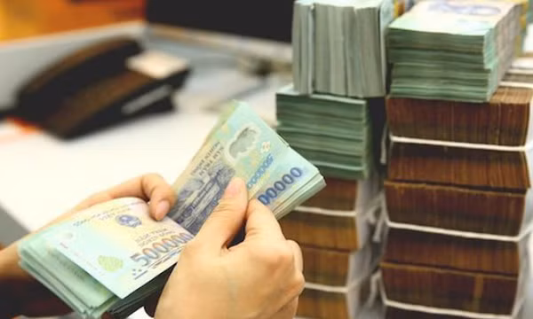 Chưa chuyển mã ngạch có được hưởng phụ cấp nghề?